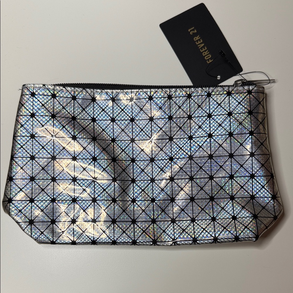 Forever 21 Holographic Silver Geometric Cosmetic Bag NWT prism glow